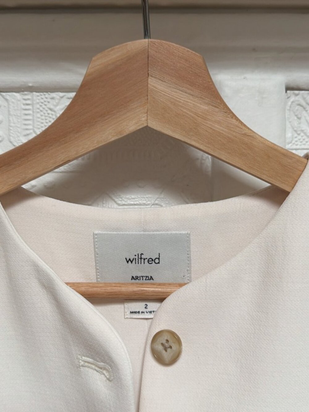 Aritzia Wilfred Regal Vest (size 2) - Picture 2 of 4